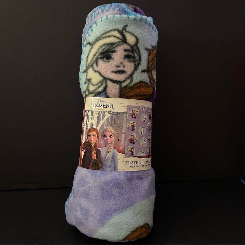 Disney Frozen II travel blanket 40” x 50”